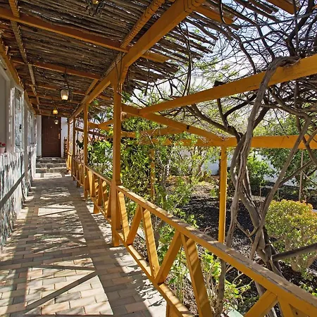 Villa Fani 4 *