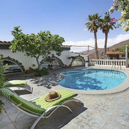 Villa Fani 4 *
